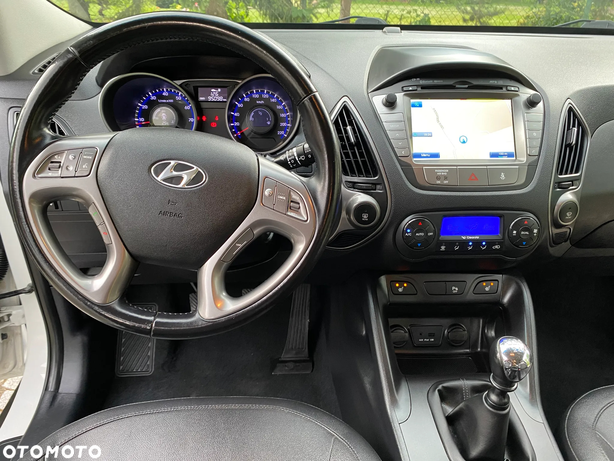 Hyundai ix35 1.6 GDI Premium 2WD - 19