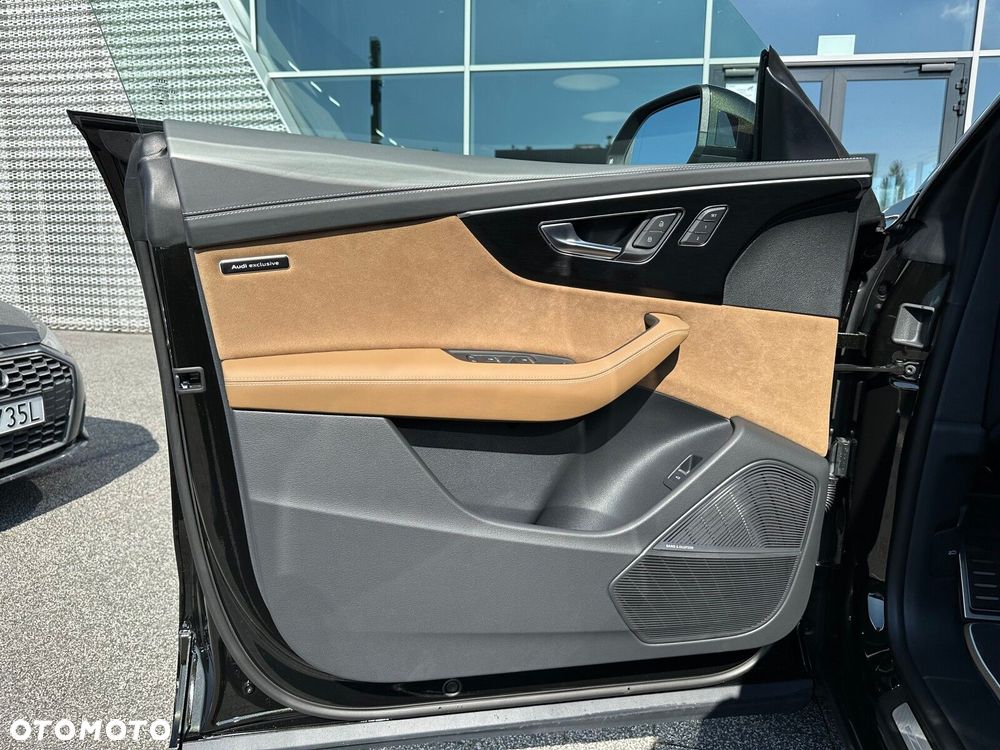 Audi RS Q8 - 13