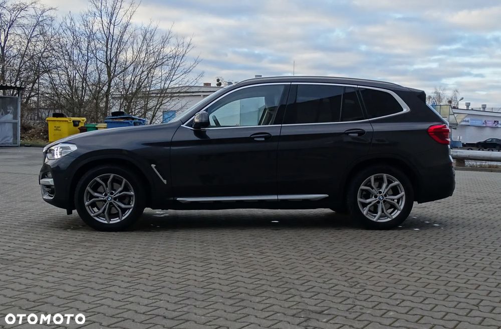 BMW X3 sDrive18d Luxury Line sport - 8