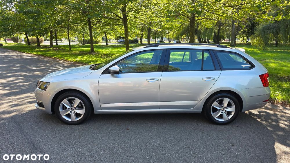 Skoda Octavia 2.0 TDI Style DSG - 5