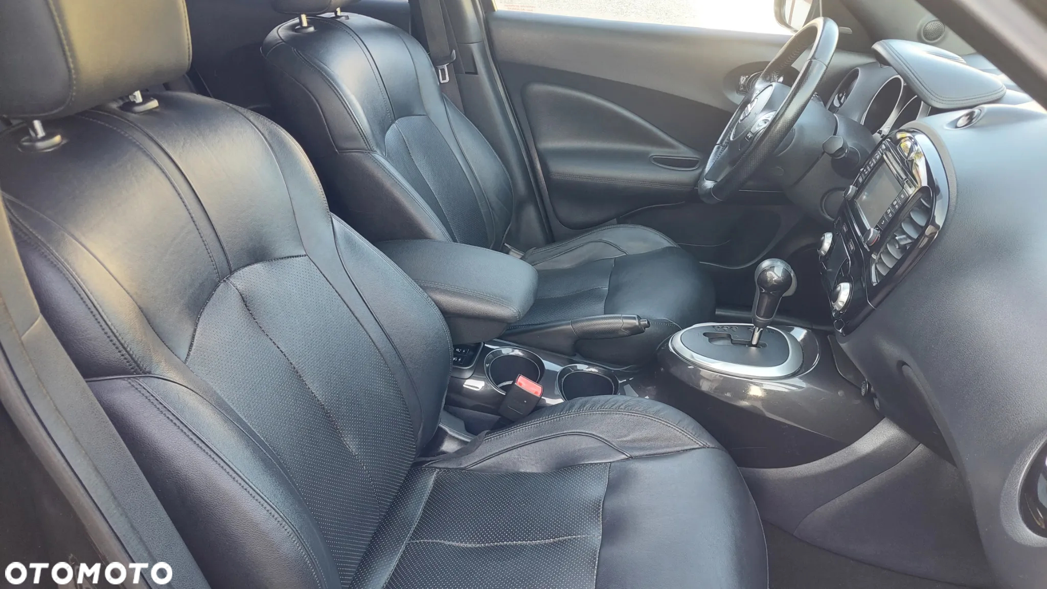 Nissan Juke 1.6 DIG-T Tekna 4WD Xtronic EU6 - 13