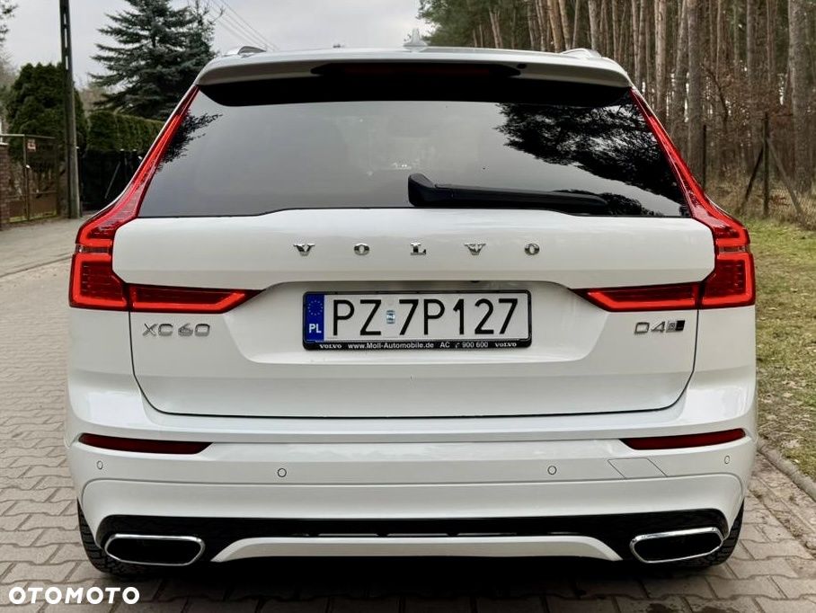 Volvo XC 60 D4 AWD R-Design - 5