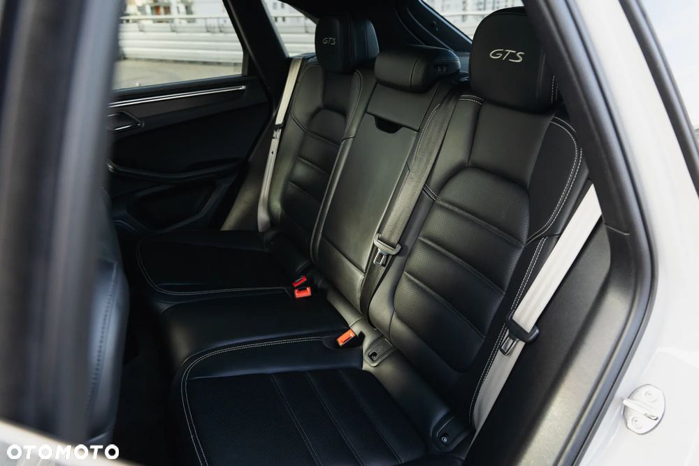 Porsche Macan GTS - 13