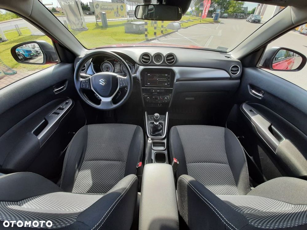 Suzuki Vitara - 12