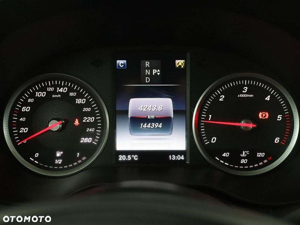 Mercedes-Benz Klasa C 180 (BlueTEC) d 7G-TRONIC Avantgarde - 23
