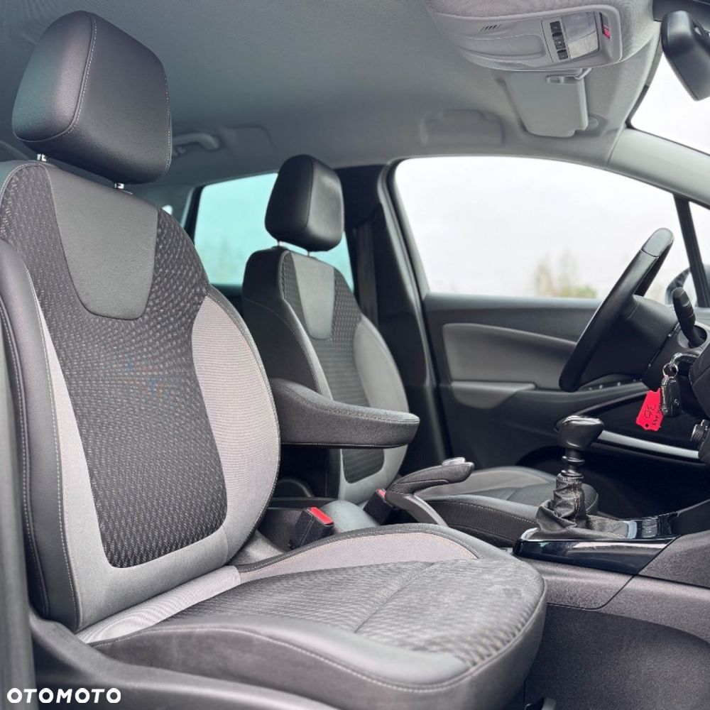 Opel Crossland X - 31