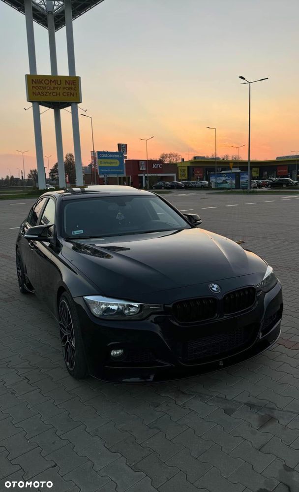 BMW Seria 3 328i - 22