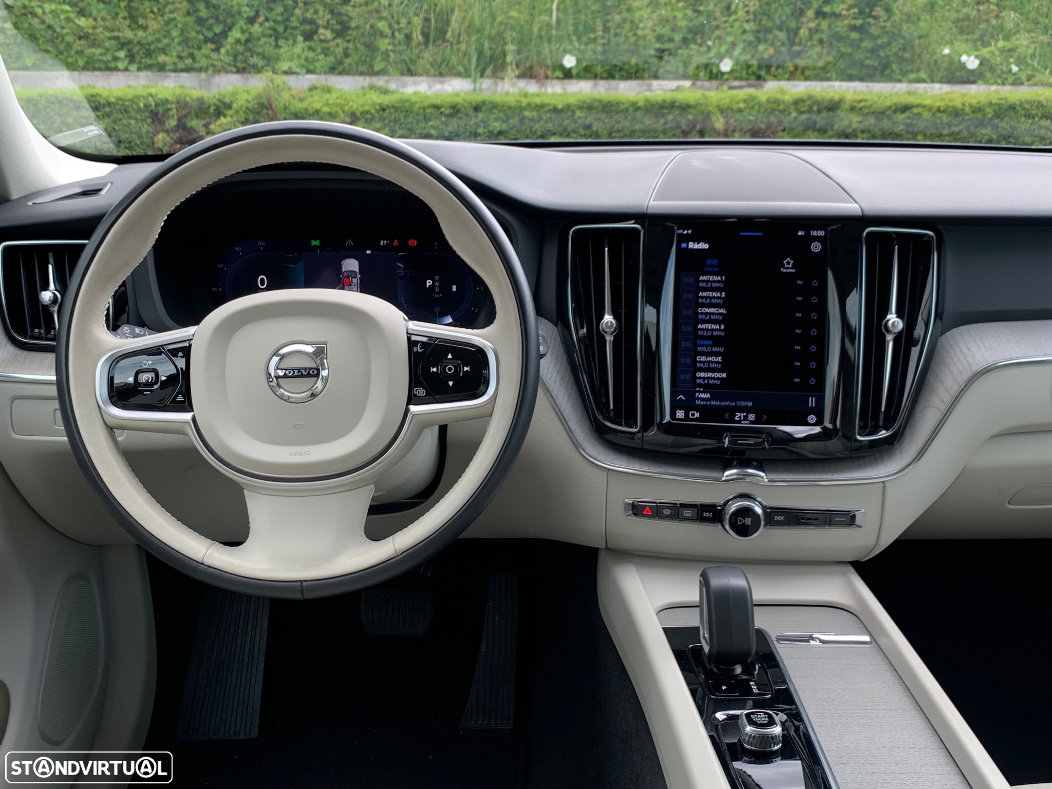 Volvo XC 60 2.0 B4 Plus Bright - 5