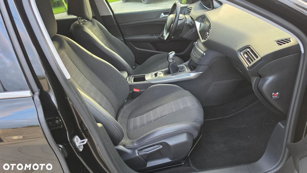 Peugeot 308 PureTech 110 Stop & Start Allure - 16