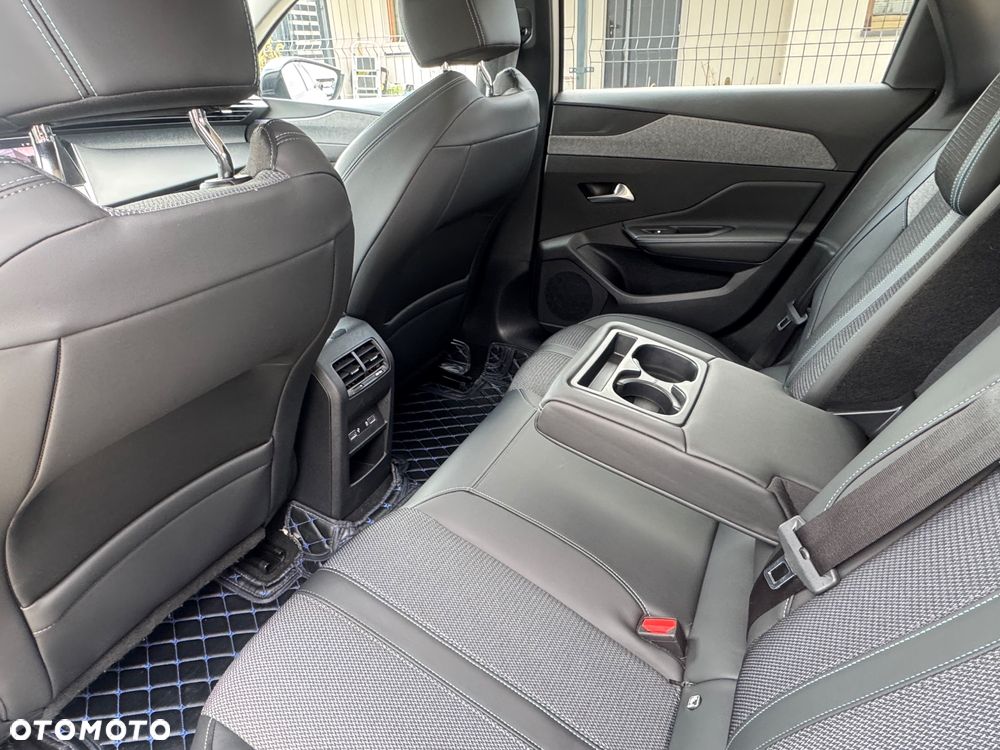Peugeot 308 PureTech 130 GPF EAT8 Stop & Start Allure Pack - 22