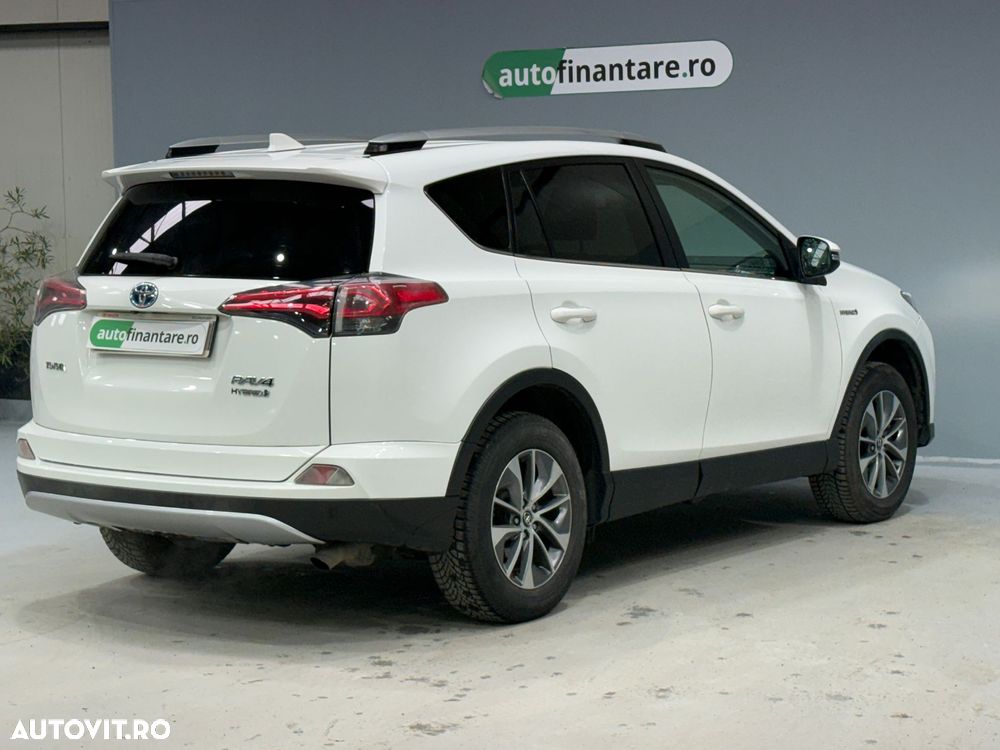 Toyota RAV4 2.5 VVT-i 4x4 Luxury - 8
