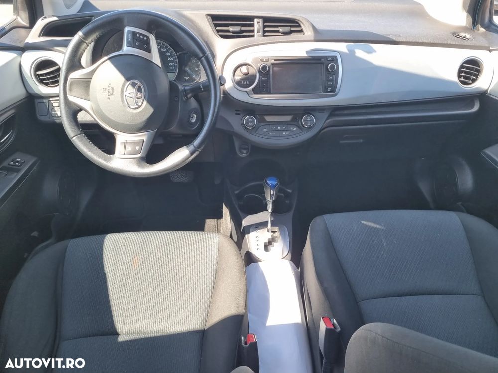 Toyota Yaris - 19