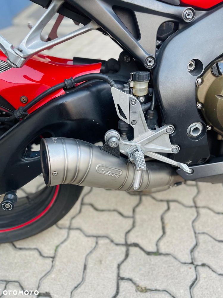 Honda CBR - 6