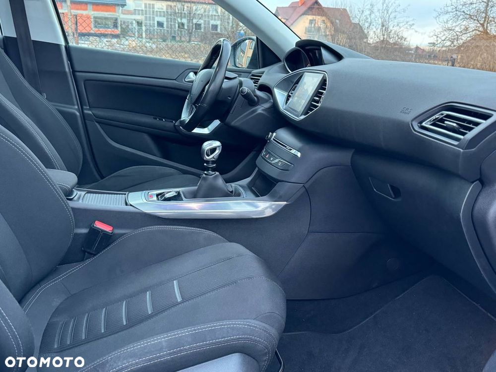 Peugeot 308 125 THP Active - 30