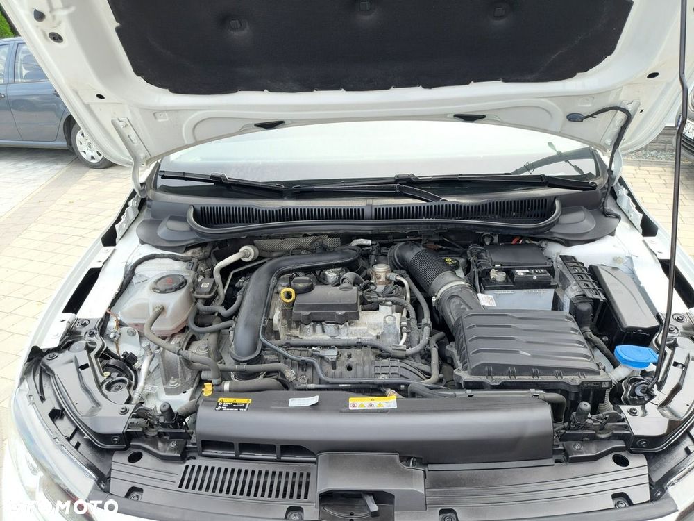 Volkswagen Polo 1.0 TSI Life - 30