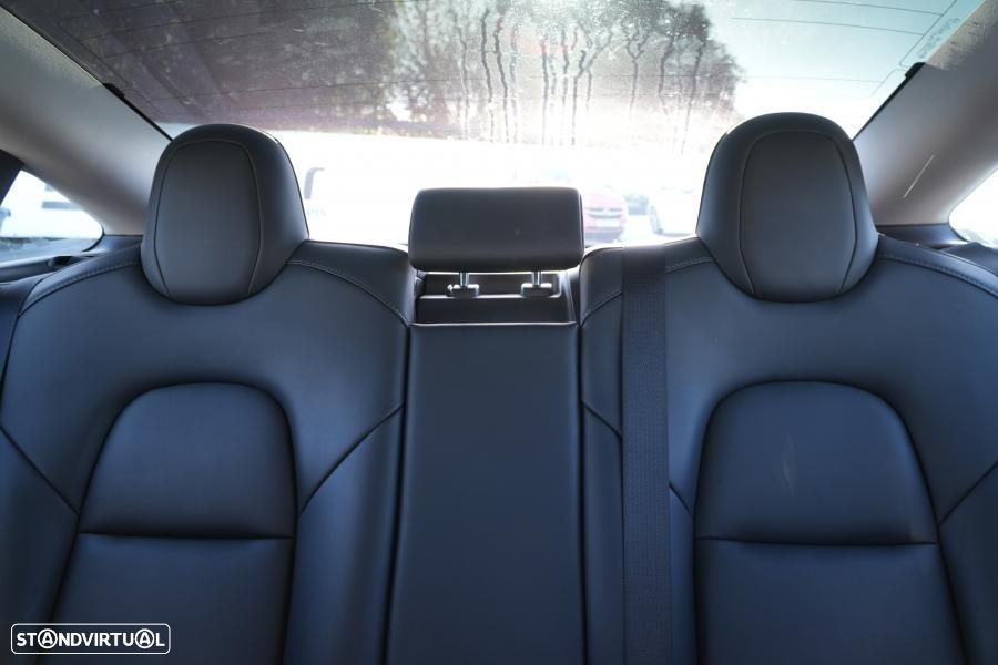 Tesla Model 3 Long Range Tração Traseira - 14
