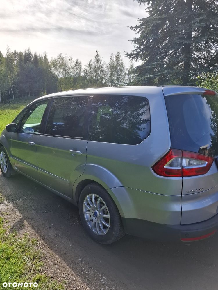 Ford Galaxy - 4