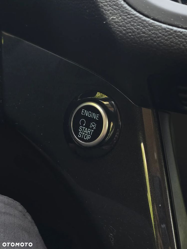 Ford Kuga 1.5 EcoBoost 2x4 Business Edition - 31