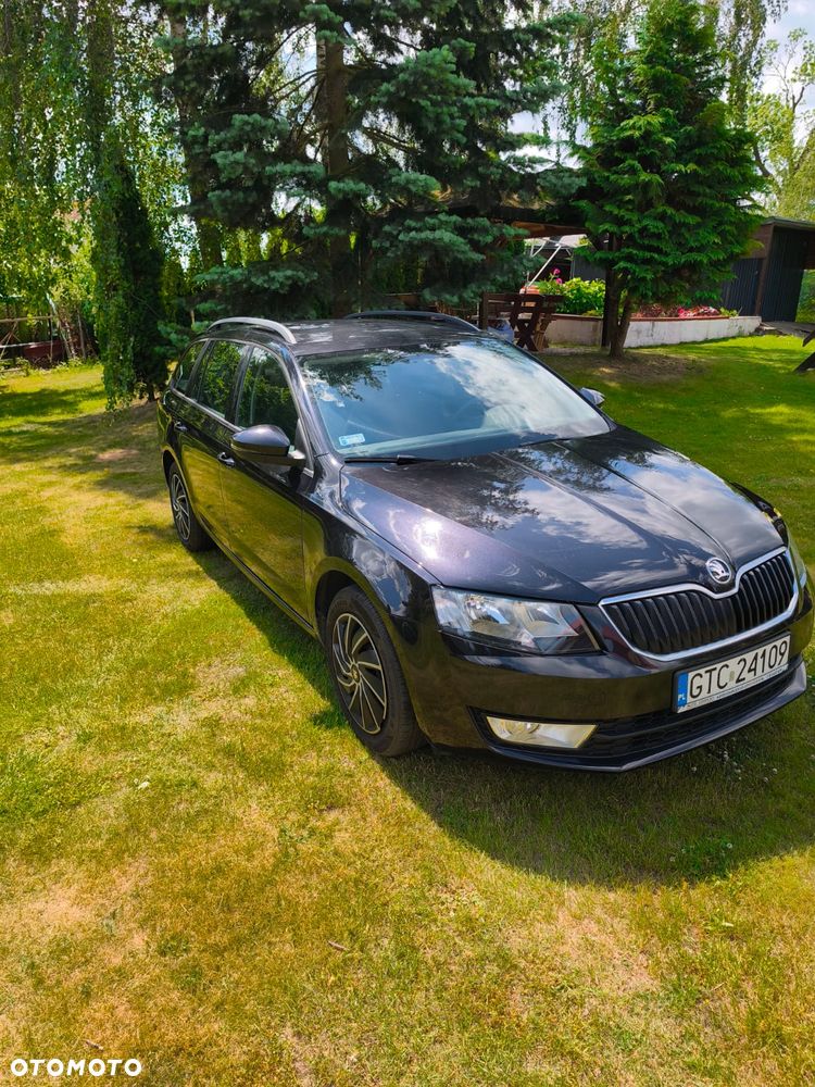 Skoda Octavia 1.6 TDI DPF Ambition - 1