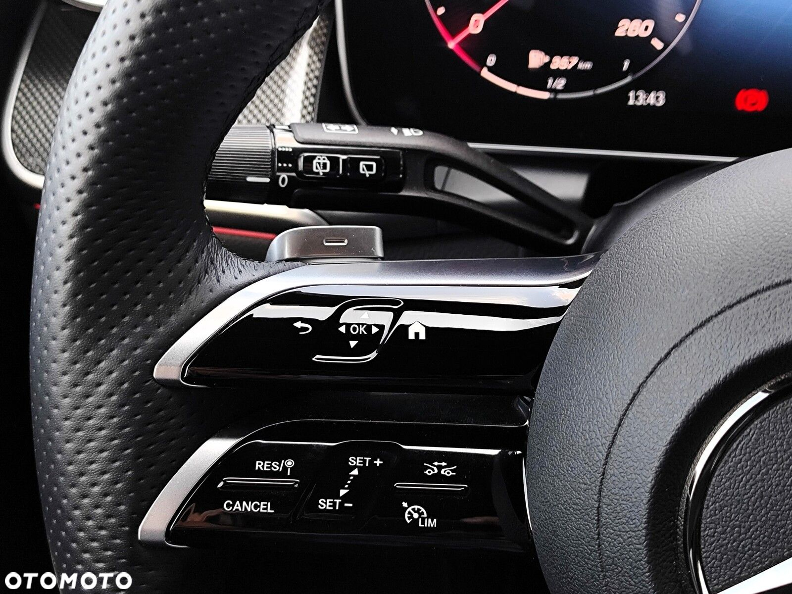 Mercedes-Benz GLC - 19