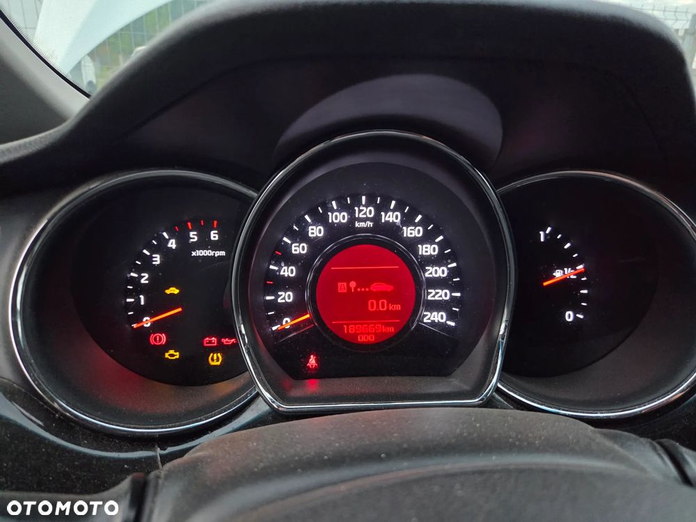 Kia Ceed 1.6 CRDi M - 9