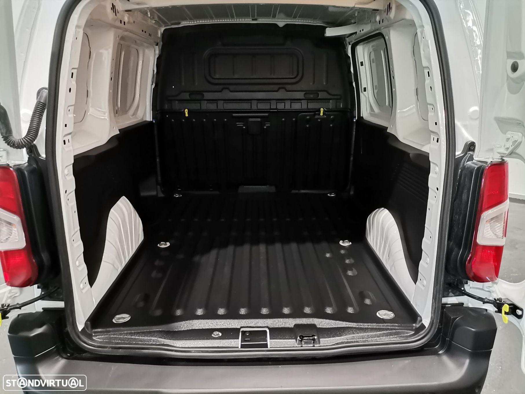 Toyota Proace - 9