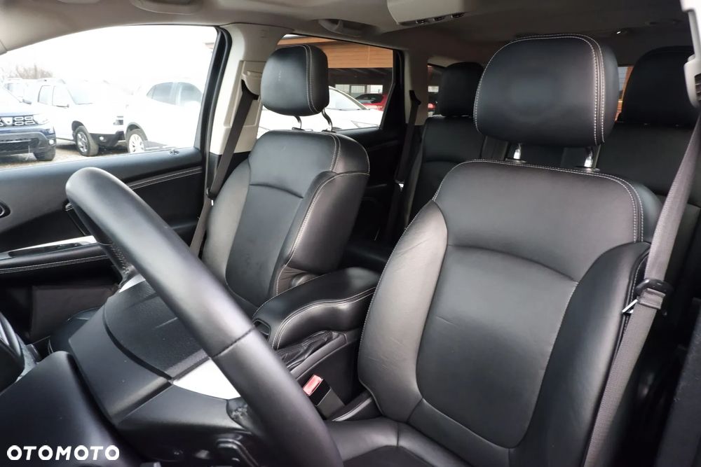 Fiat Freemont 2.0 Multijet Urban - 26