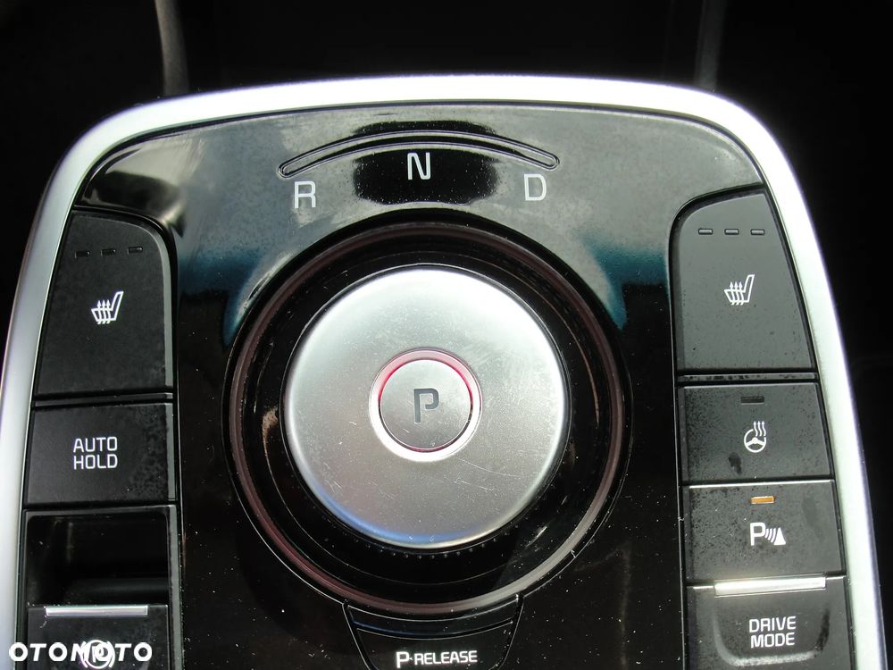 Kia Niro 64kWh XL - 17