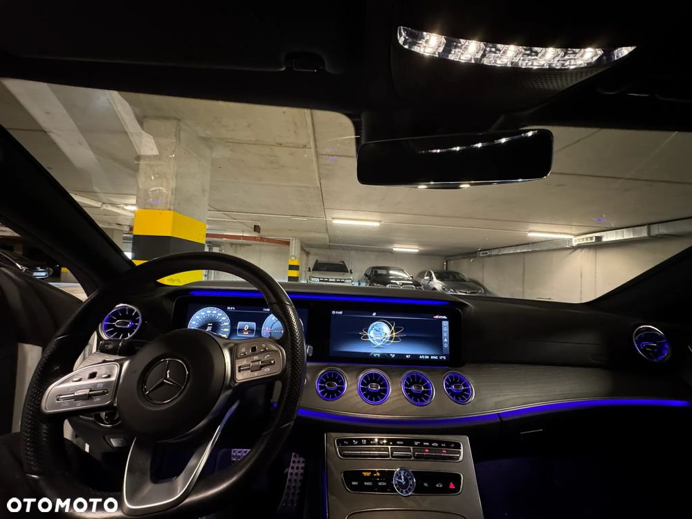 Mercedes-Benz CLS - 6
