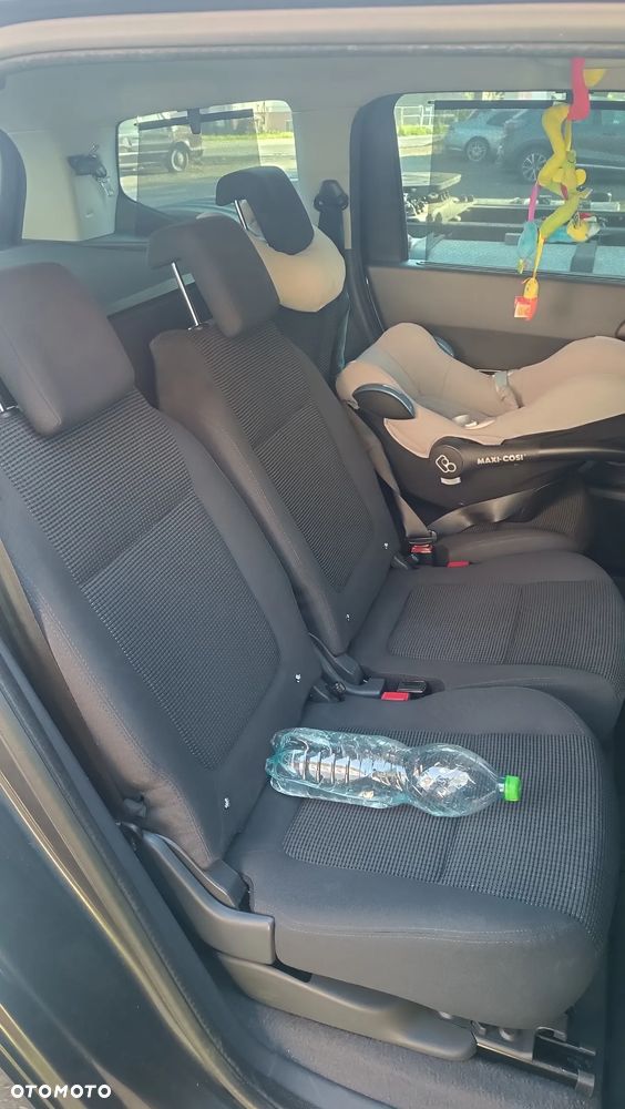 Peugeot 5008 2.0 HDi Business Line 7os - 26