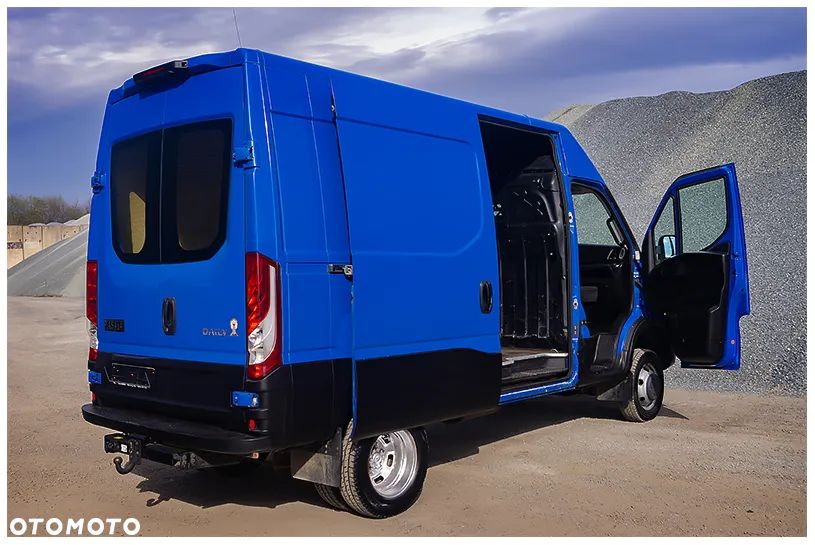 Iveco DAILY - 12