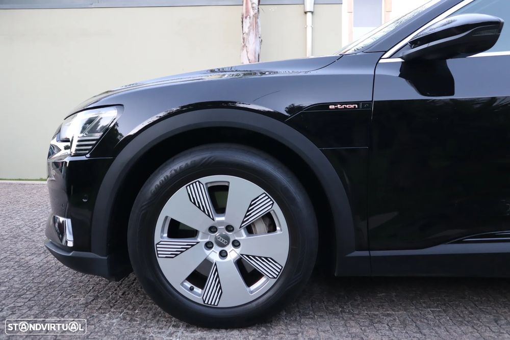 Audi e-tron 55 quattro - 9