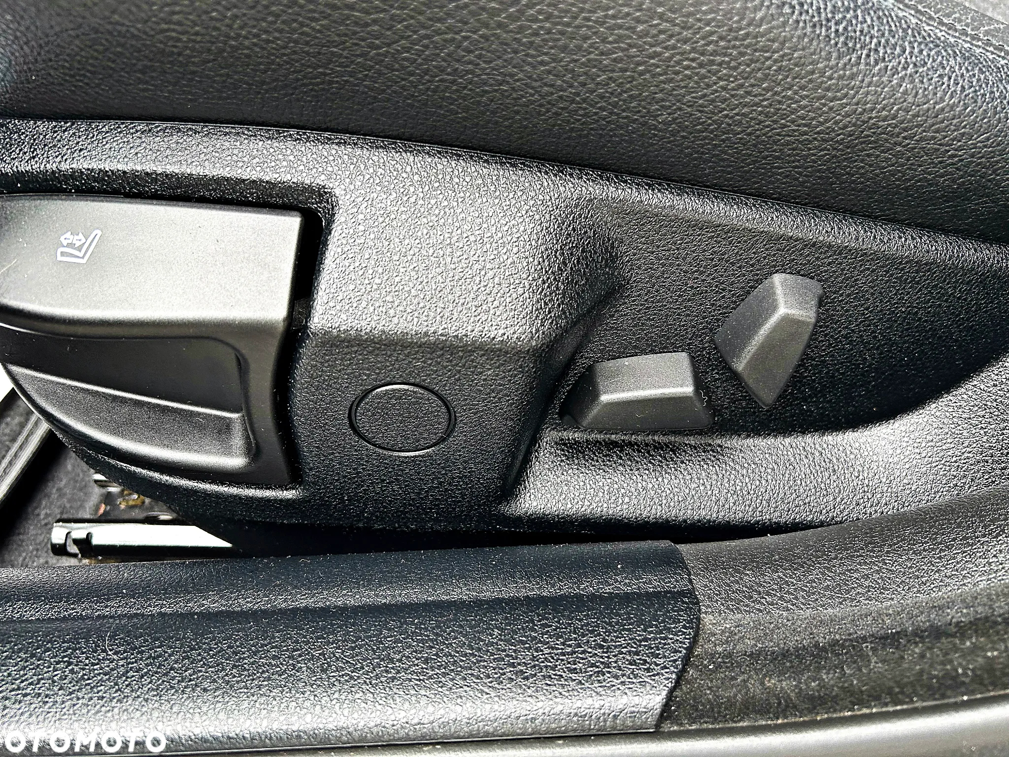 BMW Seria 5 520d Touring Luxury Line - 24