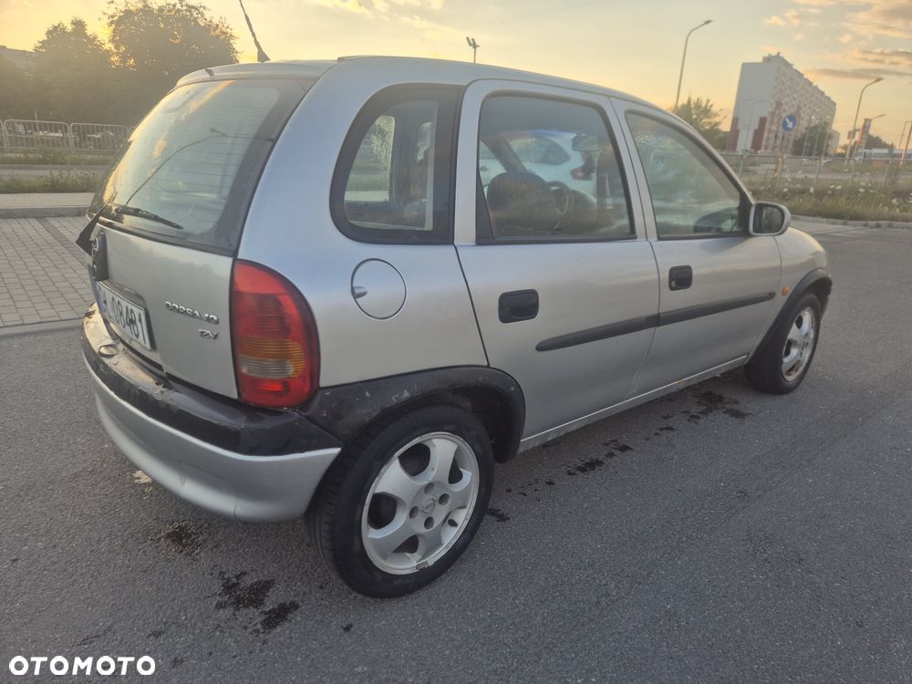 Opel Corsa - 2