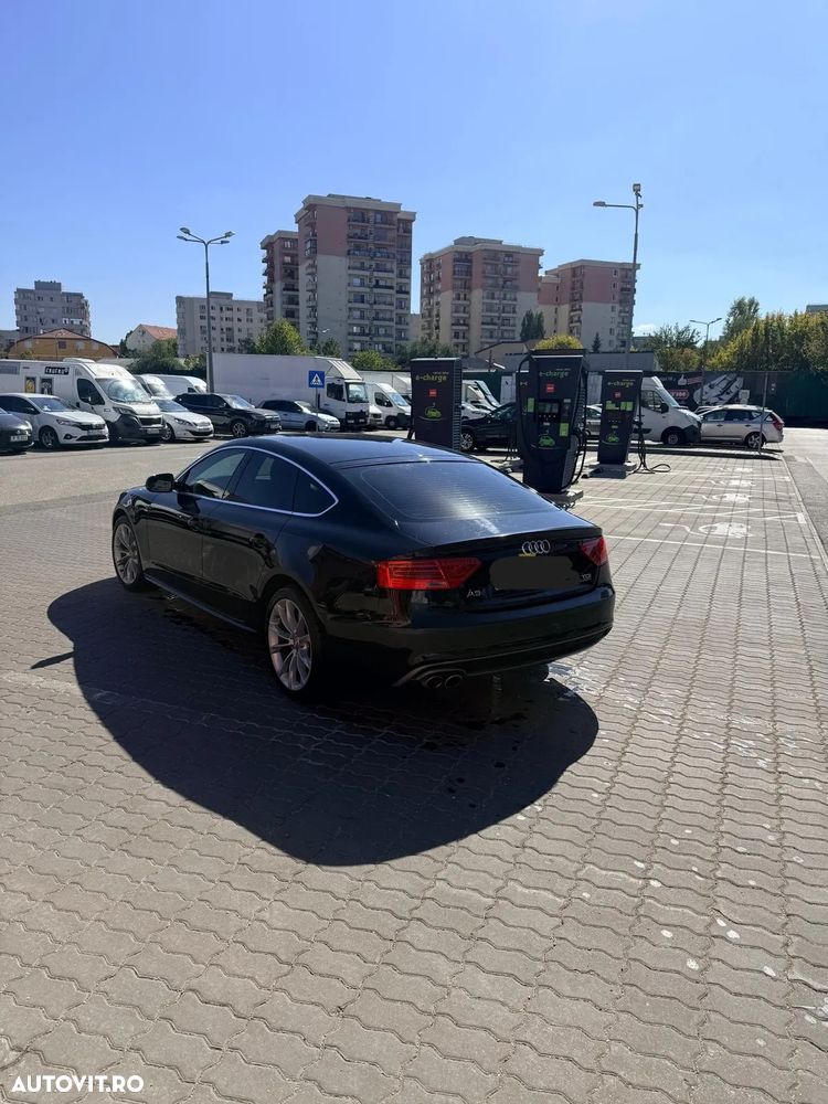 Audi A5 Coupé 2.0 TDI quattro Stronic - 8