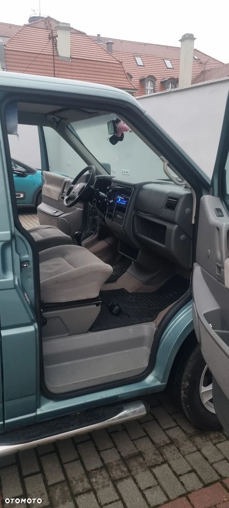 Volkswagen Transporter - 8