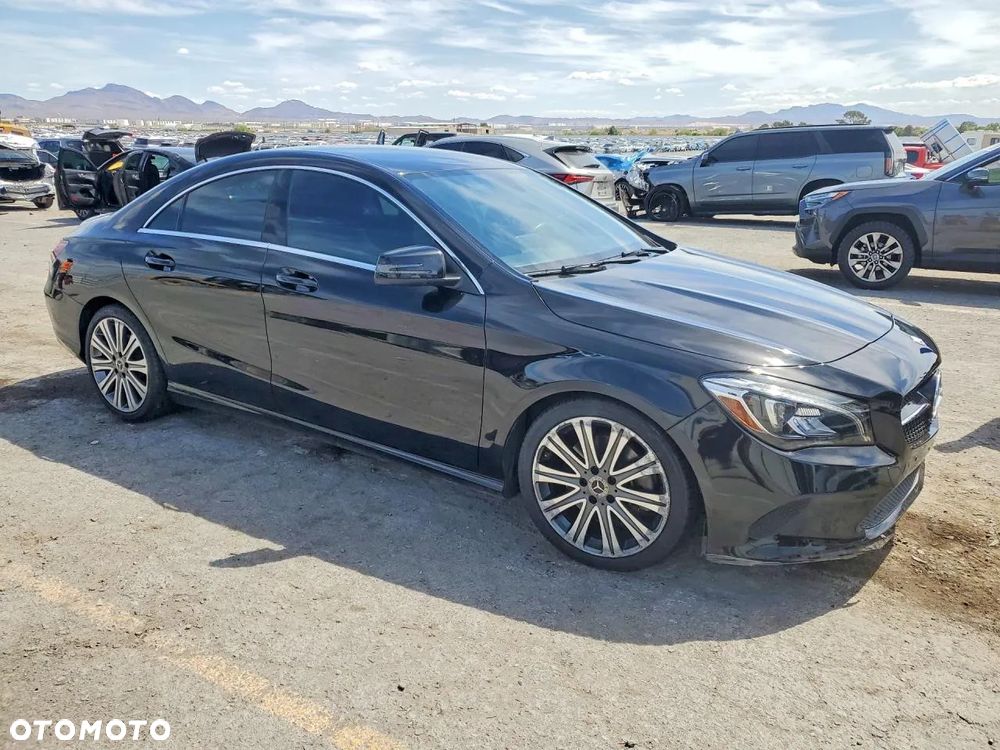 Mercedes-Benz CLA 250 4Matic 7G-DCT - 1