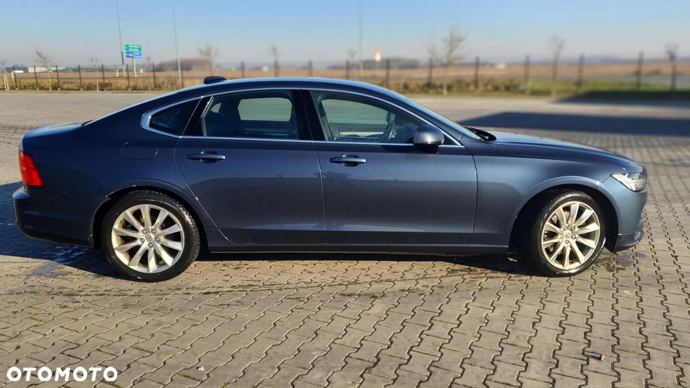 Volvo S90 D4 Geartronic Momentum Pro - 11