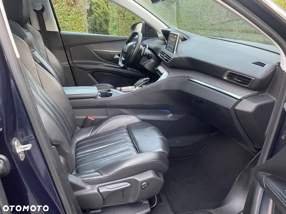 Peugeot 5008 2017
