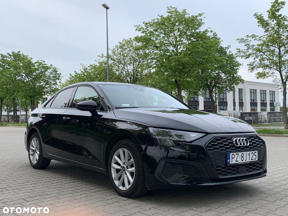 Audi A3 Limousine 35 TFSI Sport S tronic - 4