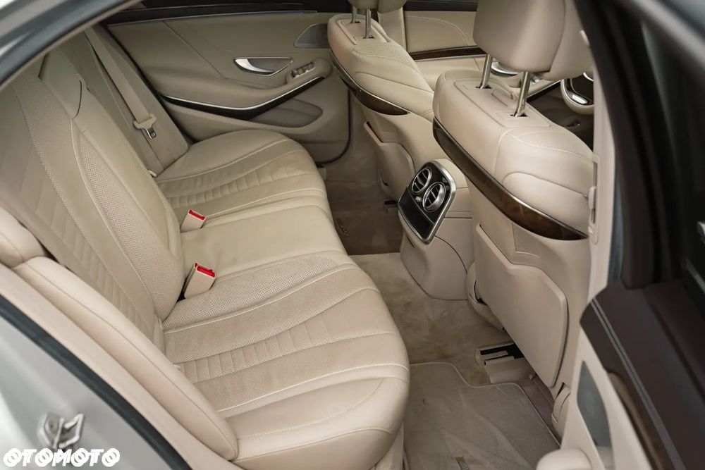 Mercedes-Benz Klasa S 500 4-Matic 7G-TRONIC - 17
