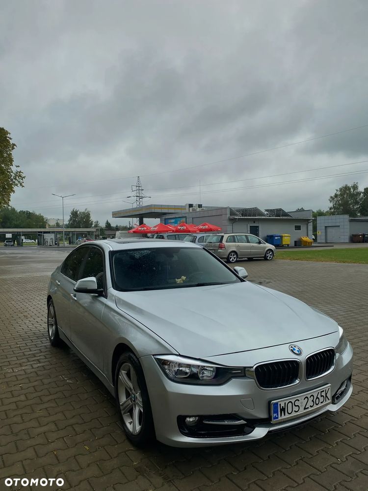 BMW Seria 3 - 12