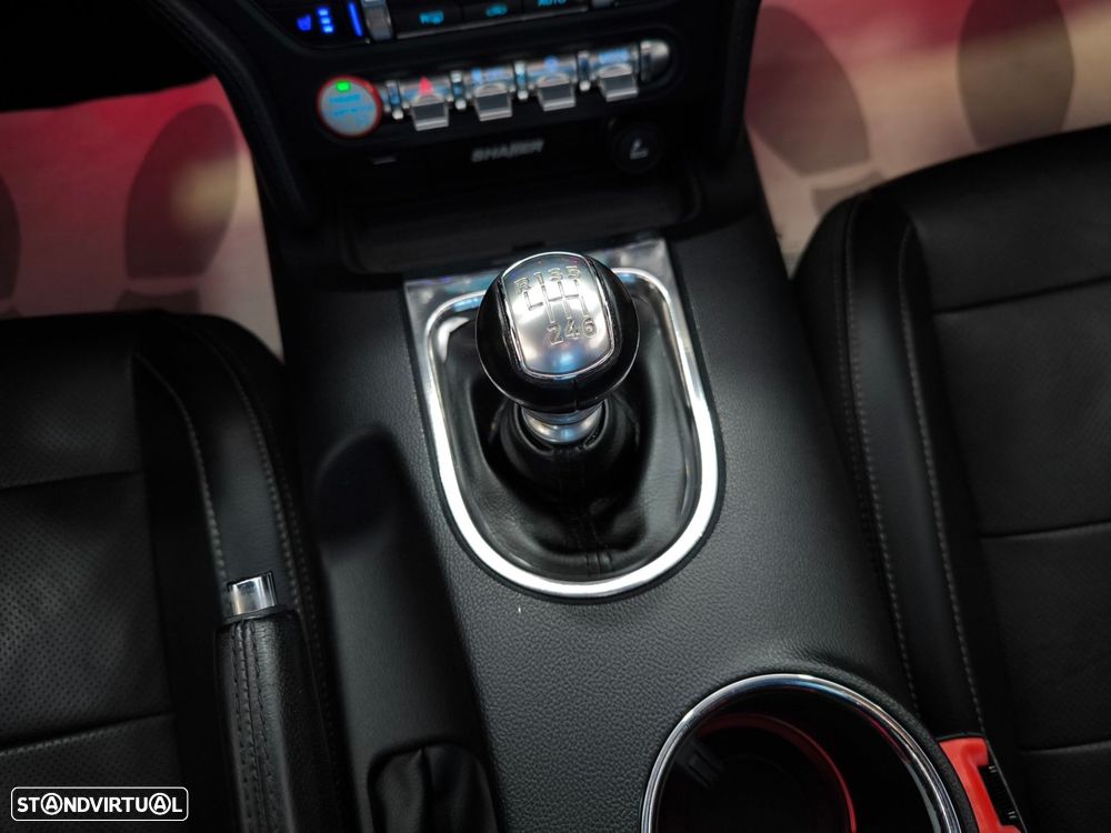 Ford Mustang 2.3i EcoBoost - 18