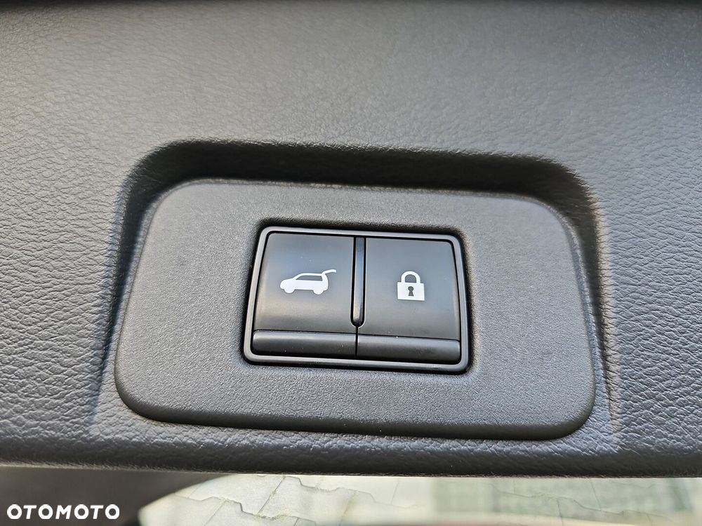 Nissan X-Trail 2025