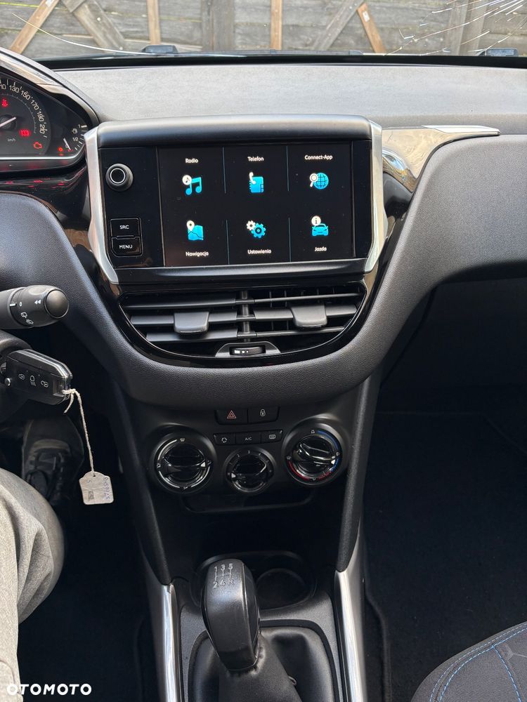Peugeot 2008 1.6 BlueHDi Style - 8