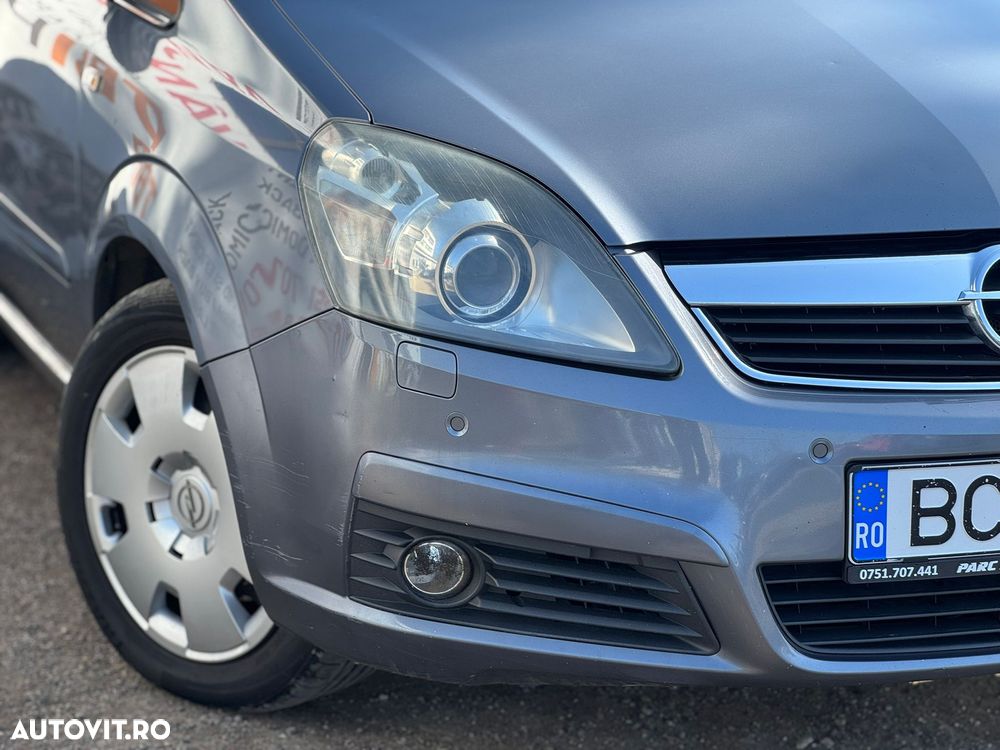 Opel Zafira - 11