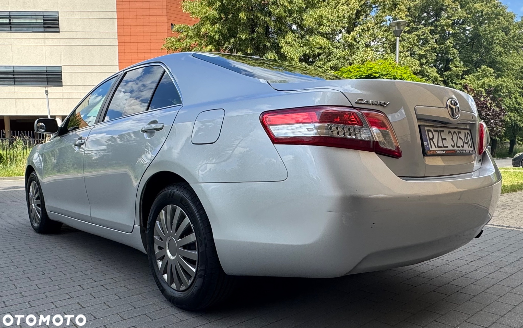 Toyota Camry 2.5 SE - 10