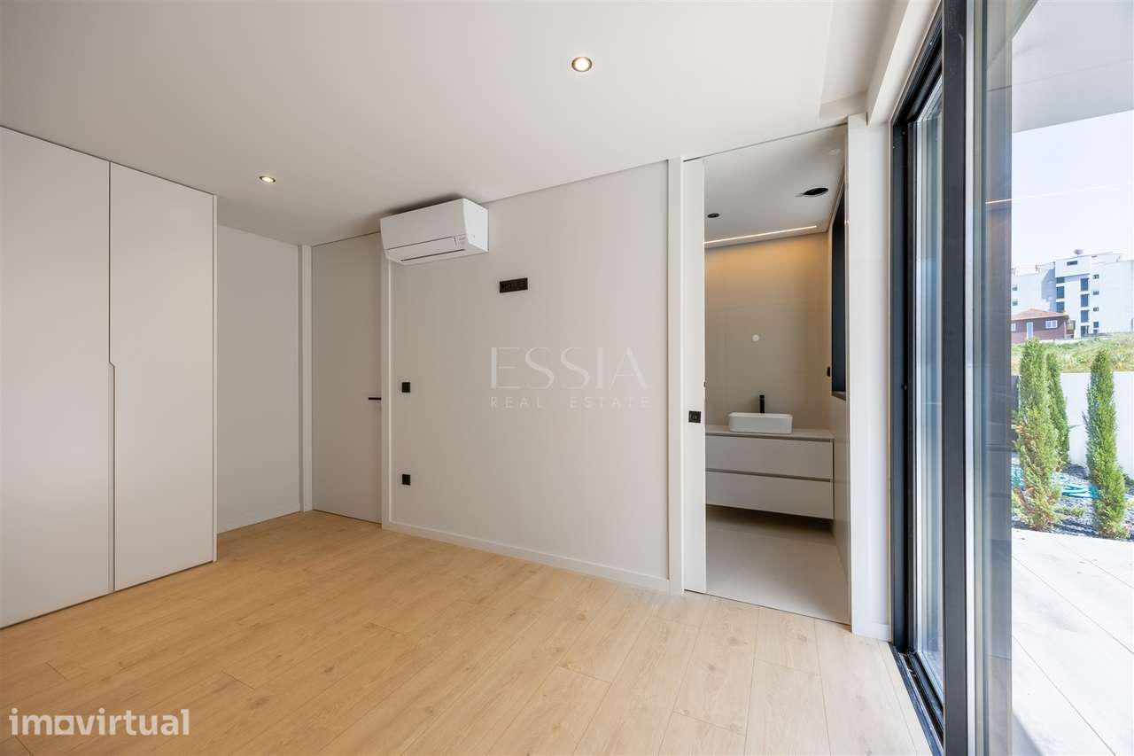 Apartamento T2 com Varandas no Centro de Gondomar - Grande imagem: 3/29