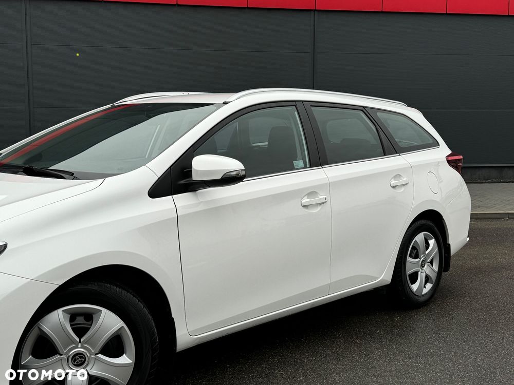 Toyota Auris 1.6 Comfort - 13