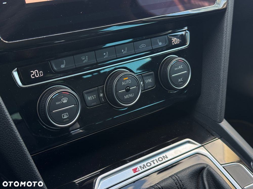 Volkswagen Passat 2.0 TDI SCR (BlueMotion Tech) 4Mot DSG Comfortline - 20